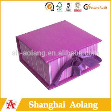 Custom made Luxury Fancy Folding Gift Paper Box