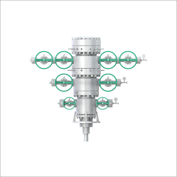 Multi-station compact wellhead (MQS)