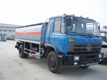 New Dongfeng oil tanker truck capacity 15000L