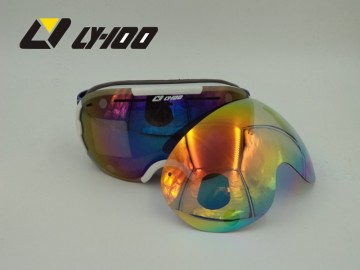 2015New style customized newest skiing goggle