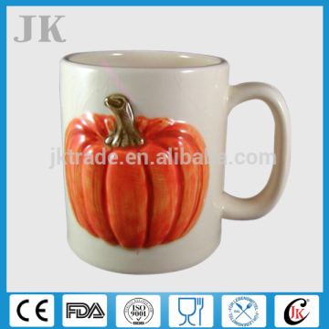 Wholesale unique ceramic Halloween pumpkin mug for party