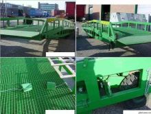 loading and unloading container mobile dock