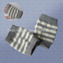 good quality cixi export hand knit gloves