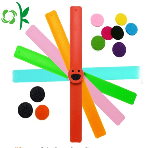 Smile Cartoon Slap Bracelets anti-moustiques en silicone