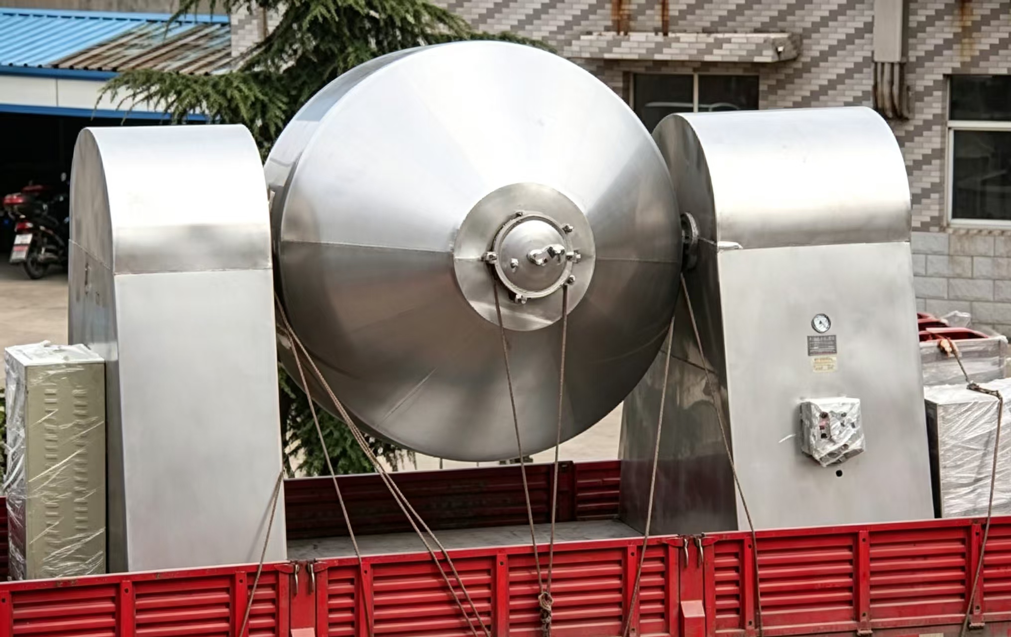 Dobleng pag -ikot ng vacuum dryer conical mixer