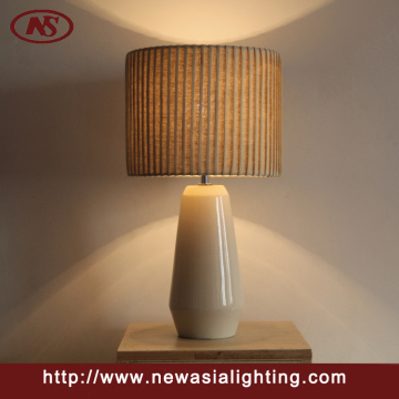 simple ceramic table lamp