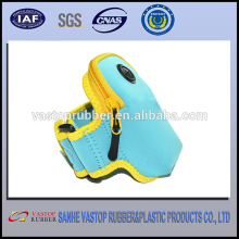 iPhones Compatible Brand and Neoprene,neoprene armband Material Arm Band Cell Phone Holder