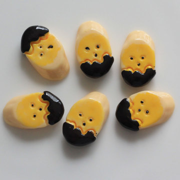 Großhandel Kawaii lose Schokoladen-Bananen-Art-künstliche Harz-Perlen Mini-3D-Cabochons für Dekoration