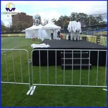 Mobile Steel Frame Galvanized Pipe Crowd Control Barrier