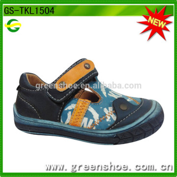 boys sport sandal with comfortable design