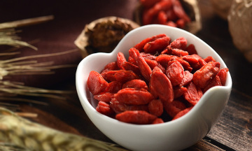 certified organic goji berries