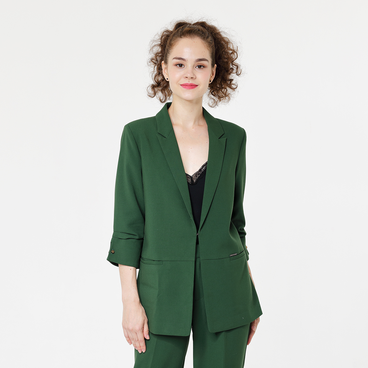 Women's blazer with 3/4 sleeve Women's blazer with 3/4 sleeve