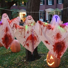 Halloween Atmosphere: Spooky Props for Decorations - Including Bloody Hanging Ghosts, Scenes, and Haunted House Elements