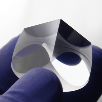 3D Measurement and Optical Components: Exploring Corner Cube Retroreflectors, Lenses, and Prisms for Enhanced Accuracy