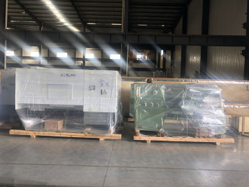 Universal Manual Lathe Machine