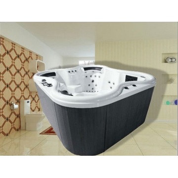 Deluxe Family Outdoor Hot Tubs with Hydro Jets
