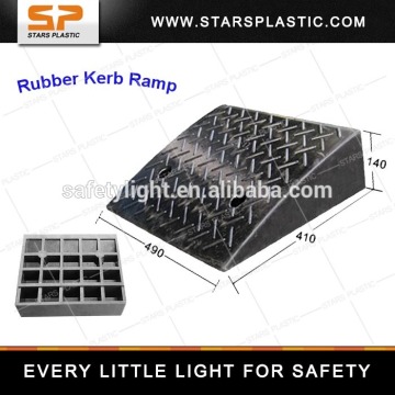 SP Black Color Rubber Meterial Road Safety Traffic Kerb Ramp KB-A75-01/02/07 Series