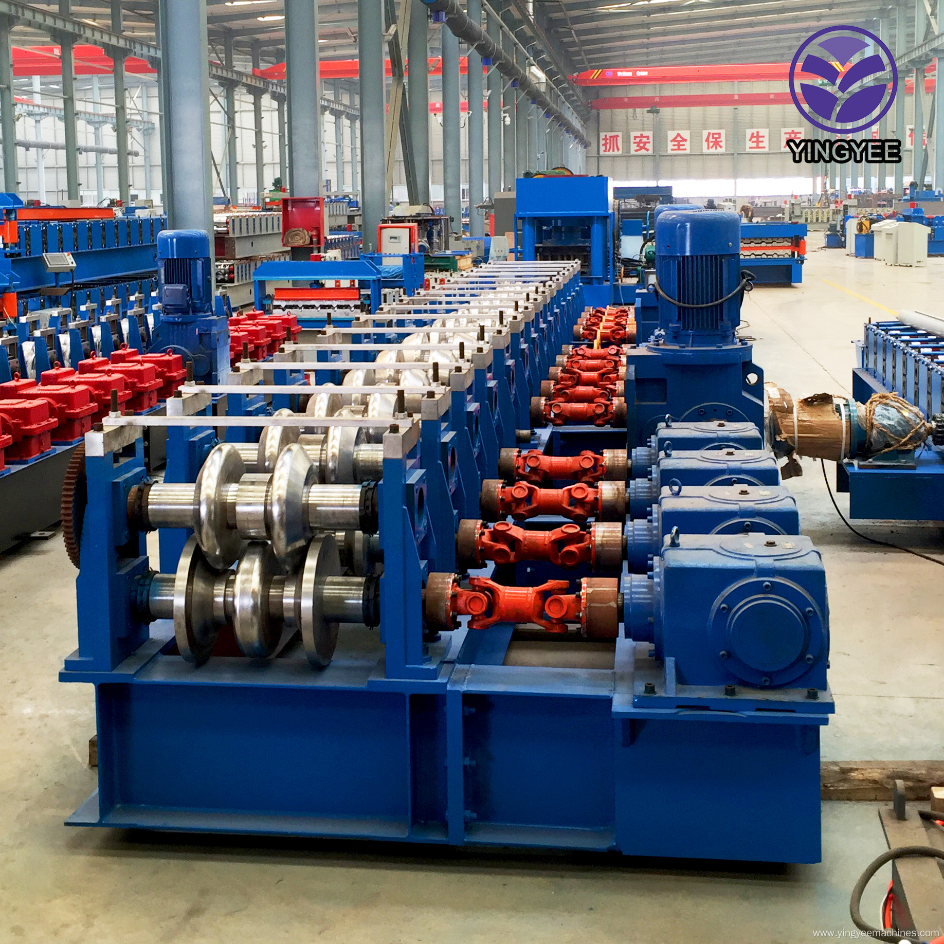 Guardrail roll forming machine for Highway express