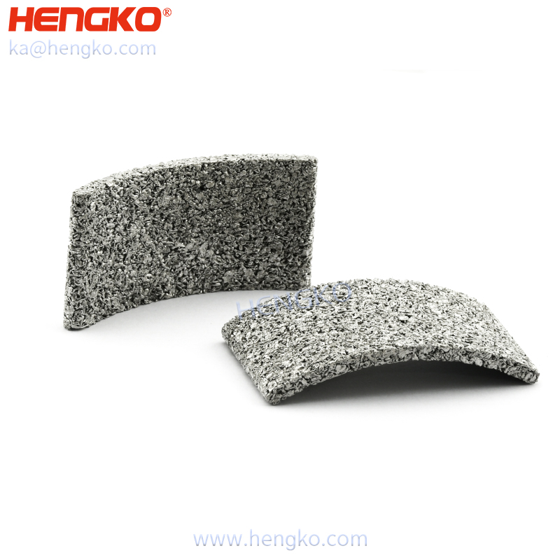 HENGKO High quality corrosion resistant 1 2 15 25 30 micron 316L Stainless steel porous sintered filter plate for pharmaceutical