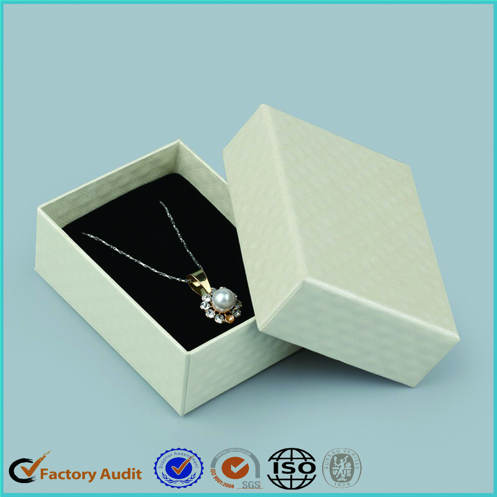 Custom White Jewellery Paper Box Packaging