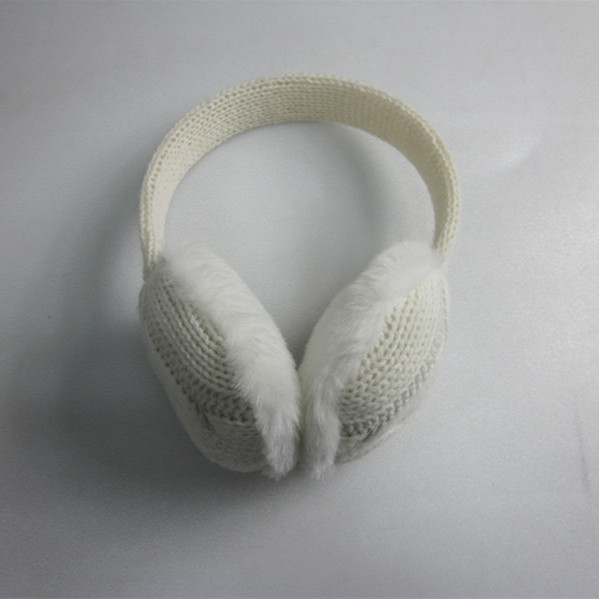 Cable Knitted Ear Muff