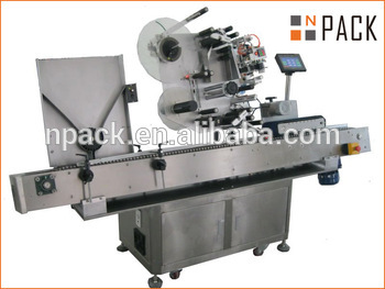 Automatic horizontal labeling machine