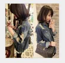 manteau nouvelle version coréenne de une courte section de trou de veste en jean à manches longues lache/coat