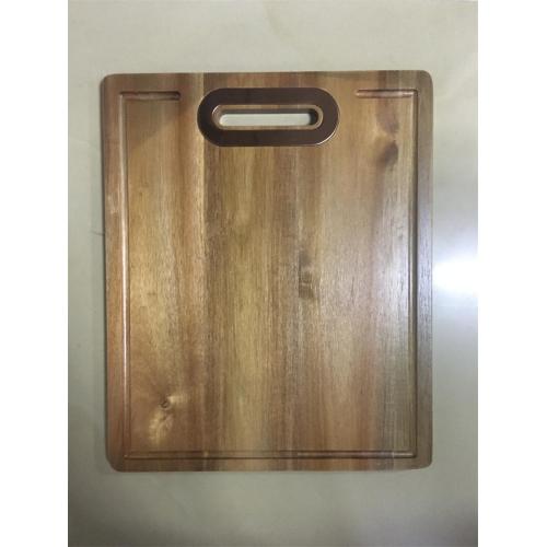 tagliere di legno per cucina