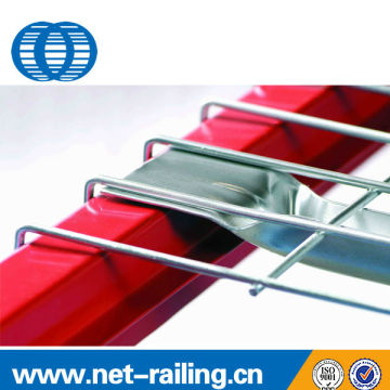 Powder coated flare steel mesh decking for step beam