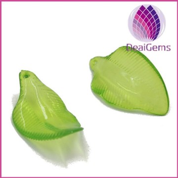 Beautiful acrylic little leaf pendant Diy manual acrylic beads