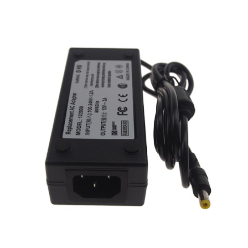 12V 2A 24W masaüstü dizüstü bilgisayar adaptörü