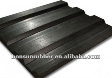 Broad ribbed rubber sheet /Wide ribbed rubber sheet roll