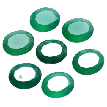 natural emerald green emerald oval for jewelry