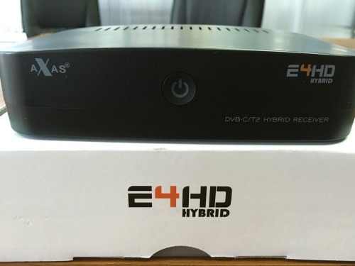 E4 HD Set Top Box iptv box with DVB-S2 satellite receiver and wifi support