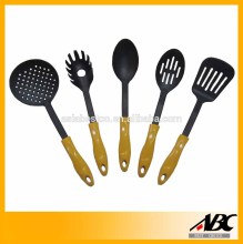High Quality Plastic Handle 5Pcs Nylon Kitchen Tools