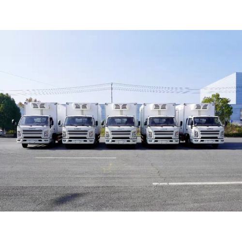 JMC New Design Refrigerated Trucks Creenzer Van