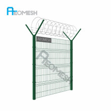 AEOMESH Coated Y Column Pole Spraying Weld Mesh Airport Fence with Barbwire