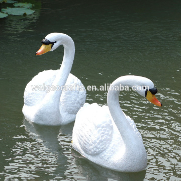 Pretty polyresin swan sculpture, flawless swan