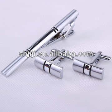 Customize Silver Metal Cufflinks and Tie Clip