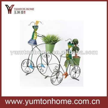 Cute metal crafts garden decoration