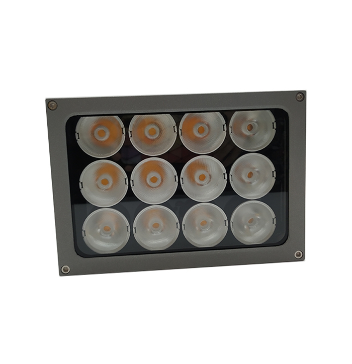 Outdoor flood light with die-cast aluminum housing