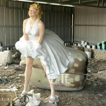 Customized life size fiberglass sexy movie star sculpture resin marilyn monroe statue