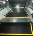 Escalator odkryty ciężkiego transportu publicznego