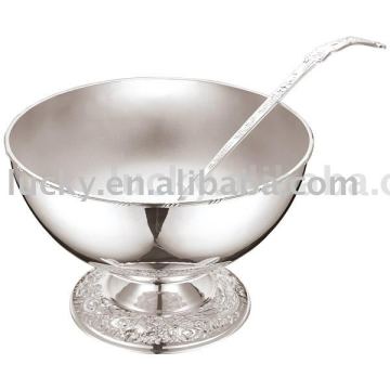 Cocktail wine bucket with ladle