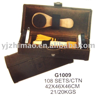 Shoe polish kit