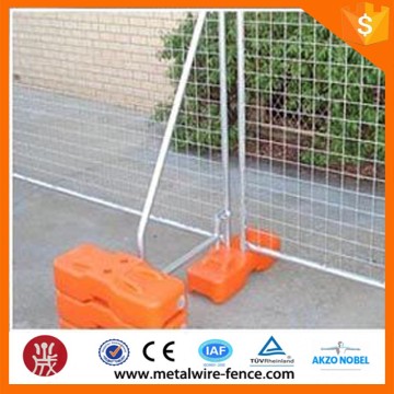 Hot dip galvanized temporary fence for construction used