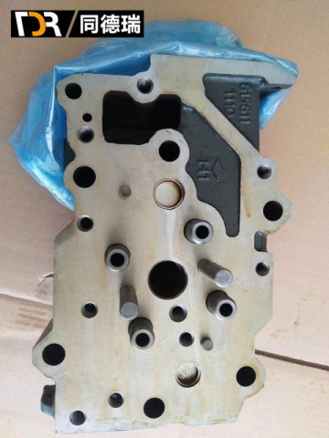 Excavator PC400-7 Cylinder Head 6156-11-1100 Engine Parts