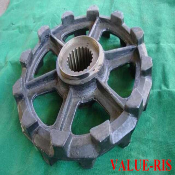 Manitowoc 10000 crawler crane undercarriage parts wheel guide