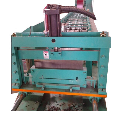 Snap locking standing seam roll forming machine