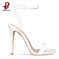 Beige Farbe PVC hohe dünne Fersensandalen